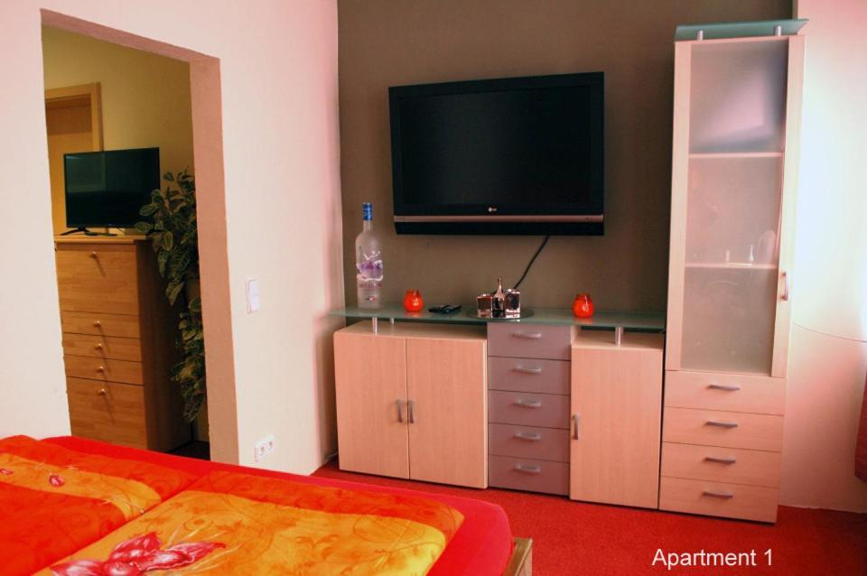 Monteur - Budget Apartments Фрайталь Экстерьер фото